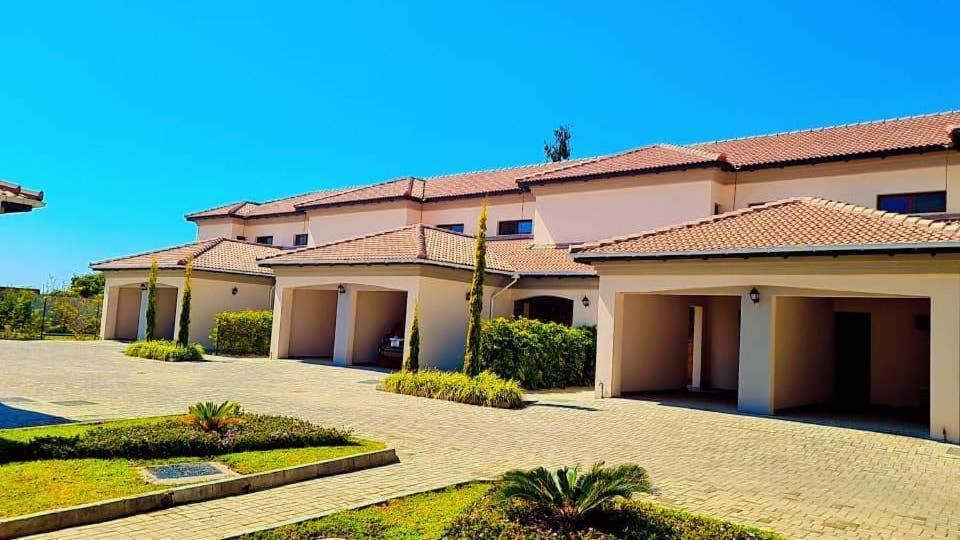 24 Roma Aparthotel Lusaka Exterior foto